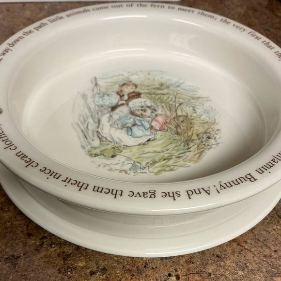 🦔Mrs.Tiggy-Winkle Set by Wedgewood - Picture 5 of 8